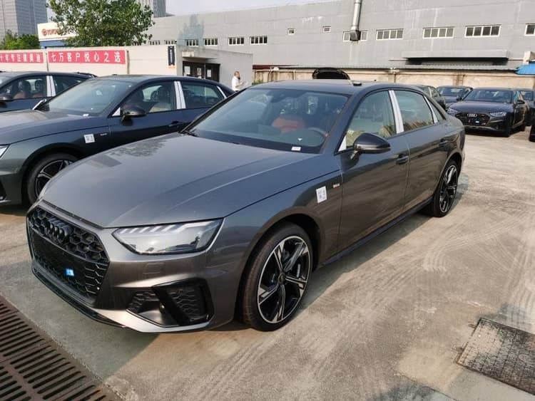 Audi A4L 2025 40 TFSI Deluxe Dynamic B & O Starry Night