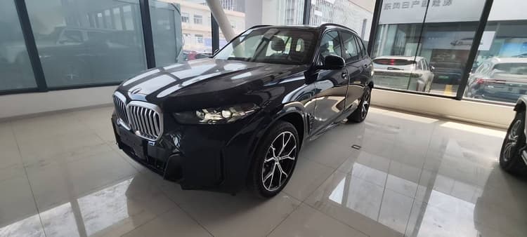 BMW X5 2024 xDrive 40Li Premium Black Flame Limited Edition