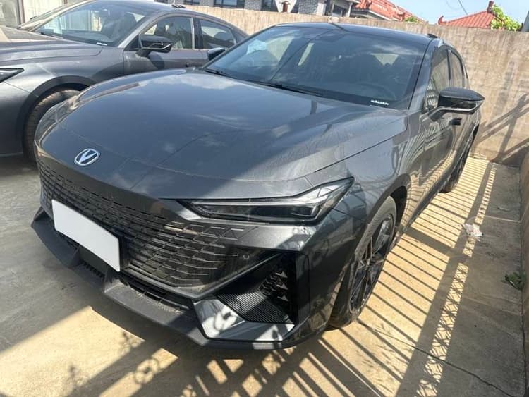 Chang 'an UNI-V 2025 1.5T 500Bar High Energy Edition