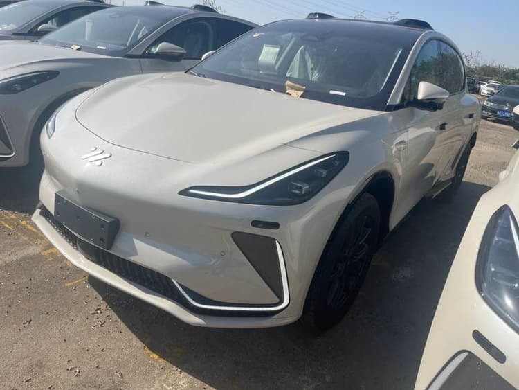 Zhiji LS7 2024 90kWh Max Elite Rear Drive Edition