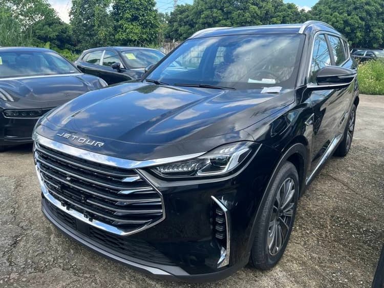 Jietu X70 PLUS 2025 1.5T Flagship Edition 5