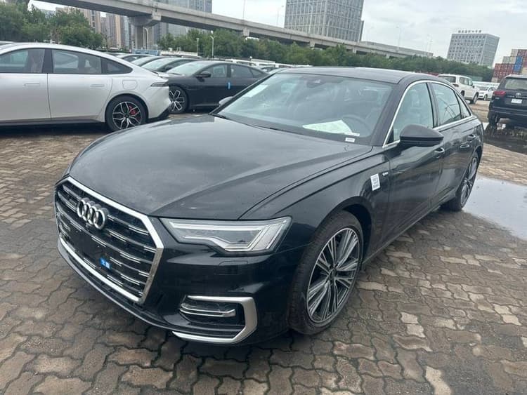 Audi A6L 2025 45 TFSI quattro Selected Dynamic Type
