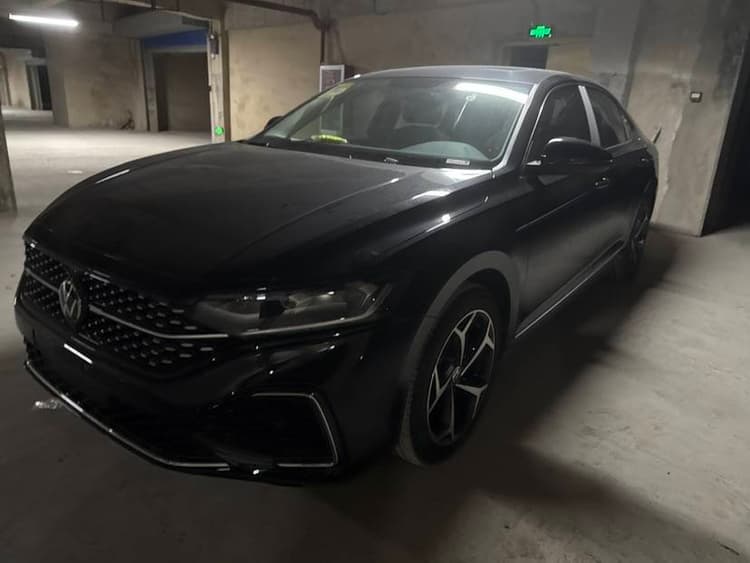 Passat 2025 outstanding 330TSI Star Elite Edition