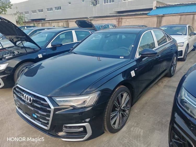 Audi A6L 2025 45 TFSI quattro Selected Dynamic Type