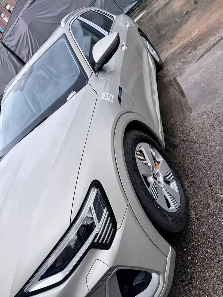 Audi e-tron 2021 50 quattro Luxury Model