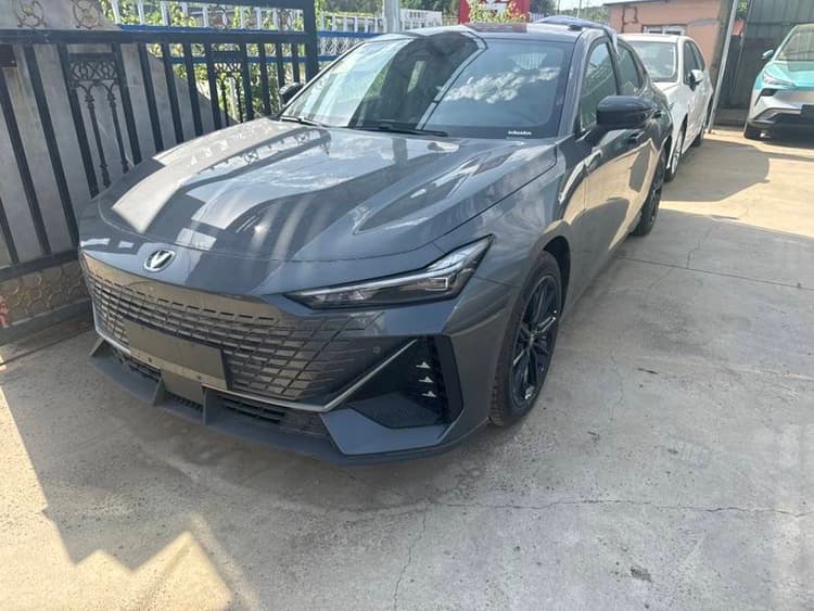 Chang 'an UNI-V 2025 1.5T 500Bar High Energy Edition