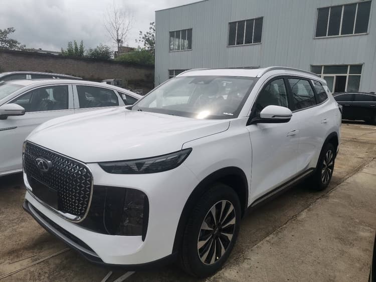 Ruihu 8 PLUS 2025 290TGDI DCT Luxury 5-seat