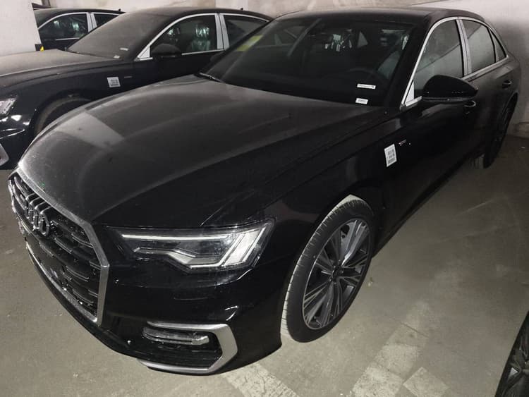 Audi A6L 2025 45 TFSI quattro Selected Dynamic Type