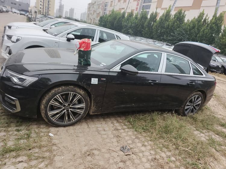 Audi A6L 2025 45 TFSI quattro Selected Dynamic Type