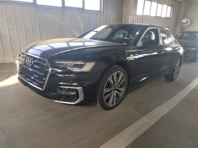 Audi A6L 2025 45 TFSI quattro Selected Dynamic Type