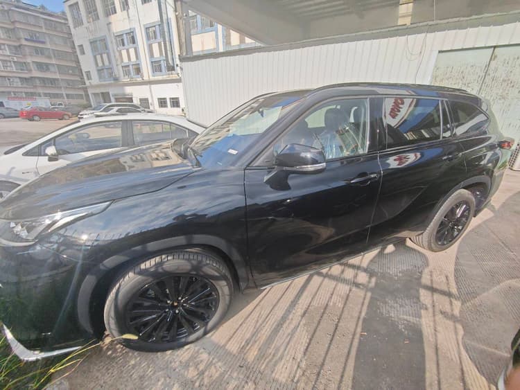 Crown Lu Fang 2024 2.0T 4-wheel drive version