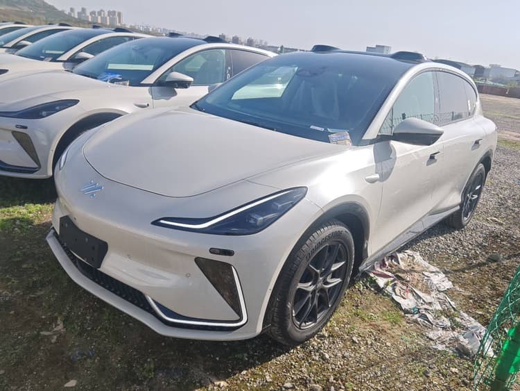 Zhiji LS7 2024 90kWh Max Elite Rear Drive Edition