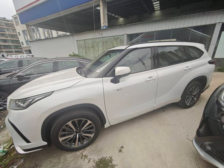 Crown Land Release 2024 2.5L HEV Four-wheel Drive Deluxe Edition