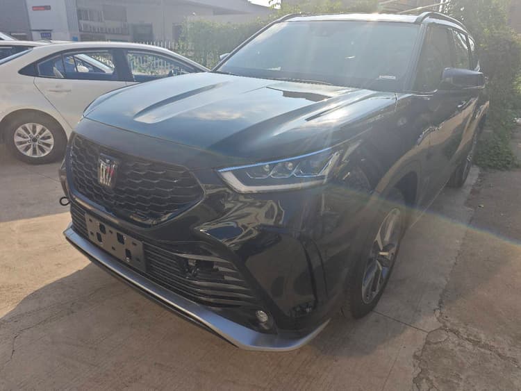 Crown Lu Fang 2024 2.5L HEV Two-Drive Deluxe Edition