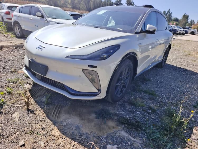 Zhiji LS7 2024 90kWh Max Elite Rear Drive Edition