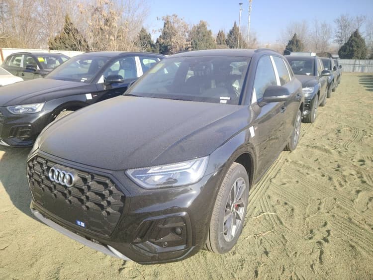 Audi Q5L 2025 40 TFSI Luxury Dynamic