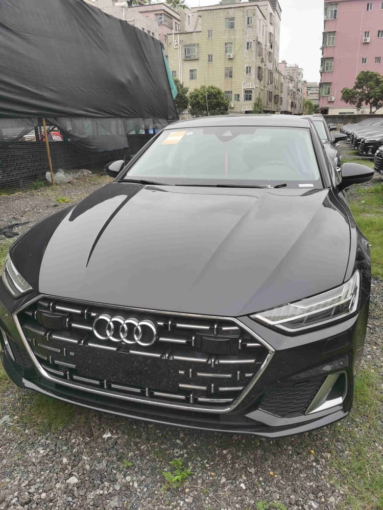 Audi A7 2024 45 TFSI Model Selection