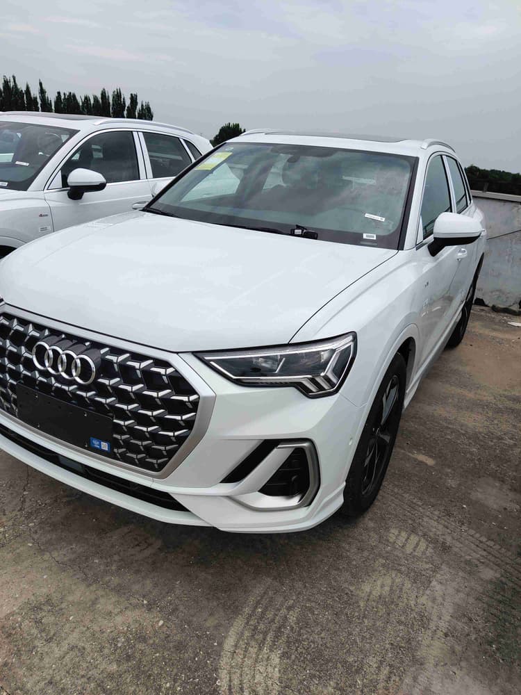 Audi Q3 2025 quattro 45th Anniversary Collection 35TFSI Fashion Dynamic