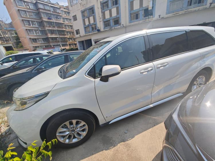 Grevia 2024 2.5L Hybrid Comfort Edition