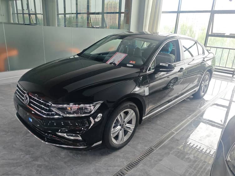Magotan 2025 model changed to 280TSI DSG luxury model