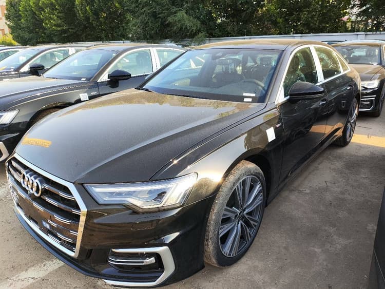 Audi A6L 2025 45 TFSI quattro Selected Dynamic Type