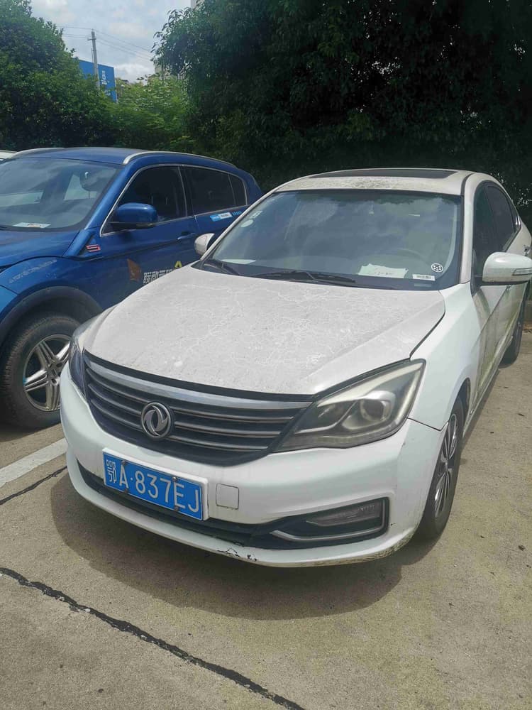 Dongfeng fengshen A60 2016 1.6L DCT Honorable Model
